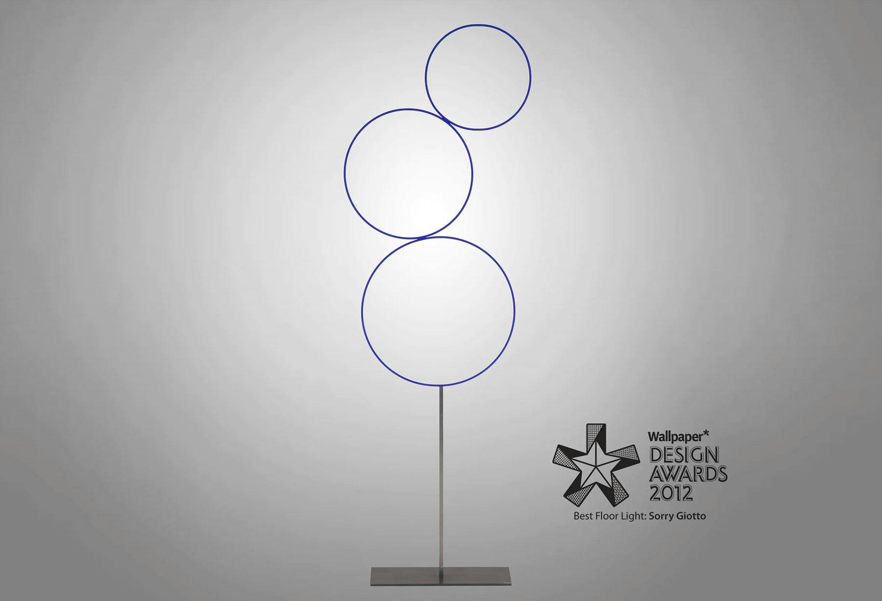 <p>Модель Sorry Giotto была удостоена премии Wallpaper* Design Awards в категории «Лучшее напольное освещение», а также внесена Ассоциацией промышленного дизайна (ADI) в элитный перечень 2012 года</p>
