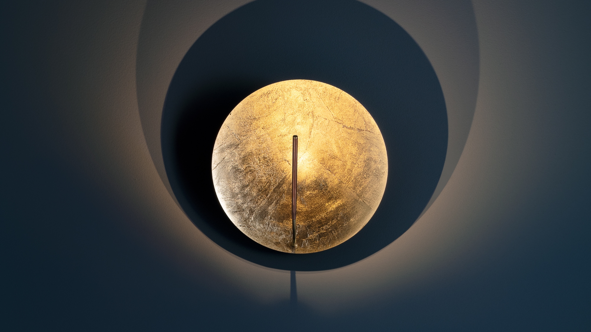 Luna W