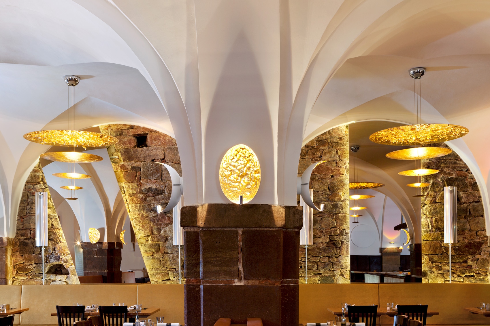 Canzley Bar Restaurant