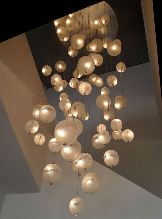 PostKrisi Chandelier