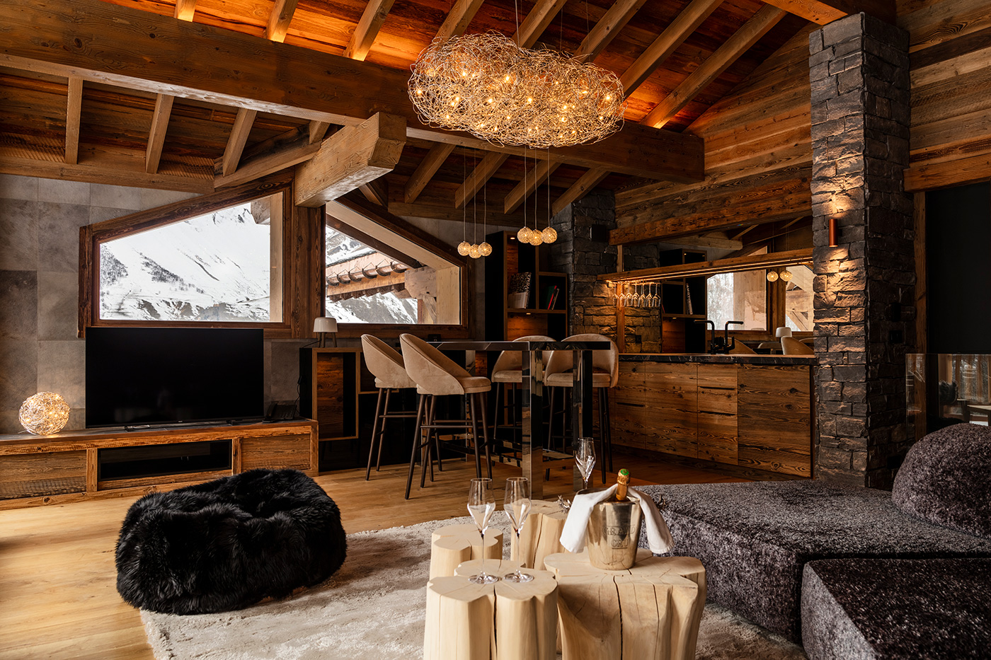 M Lodge SPA