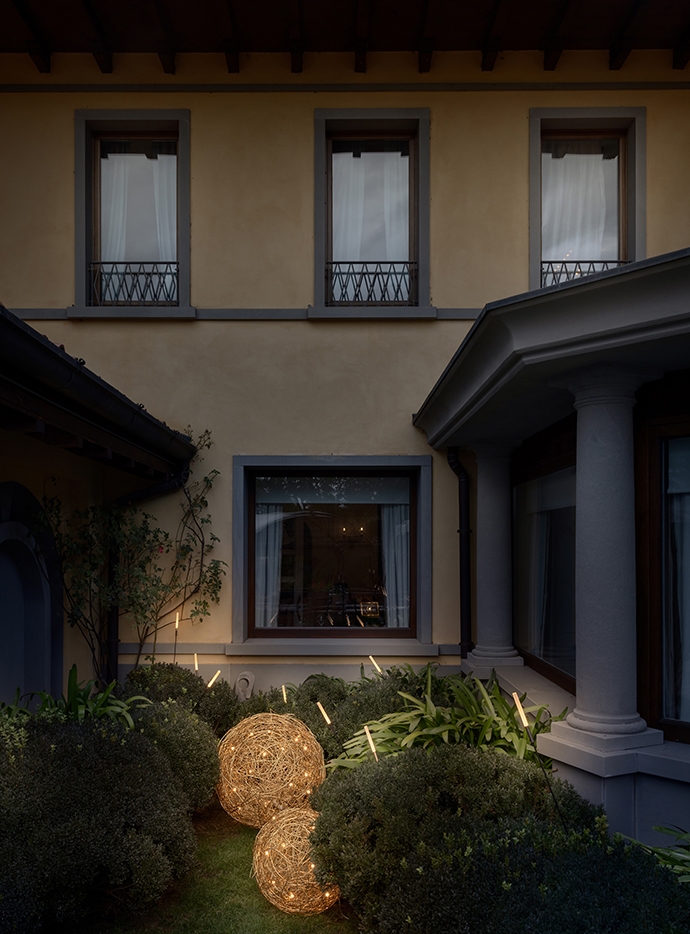 Fil de Fer (outdoor)