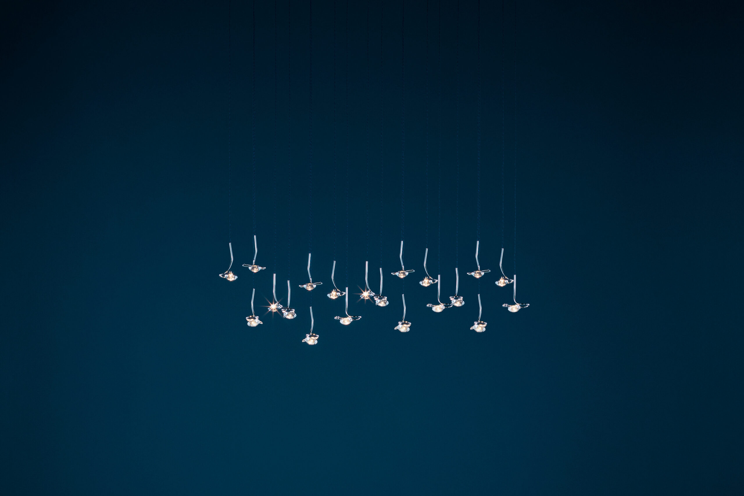 Jackie O Chandelier 15 / 20 / 24