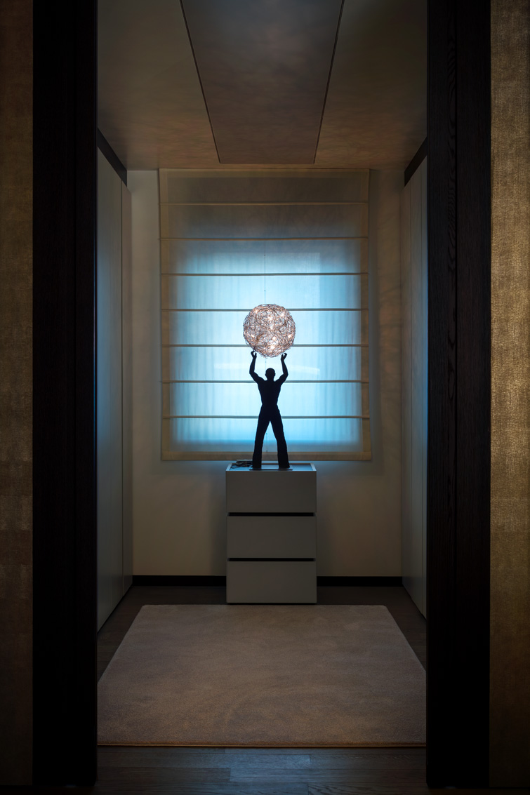 uomo della luce catellani