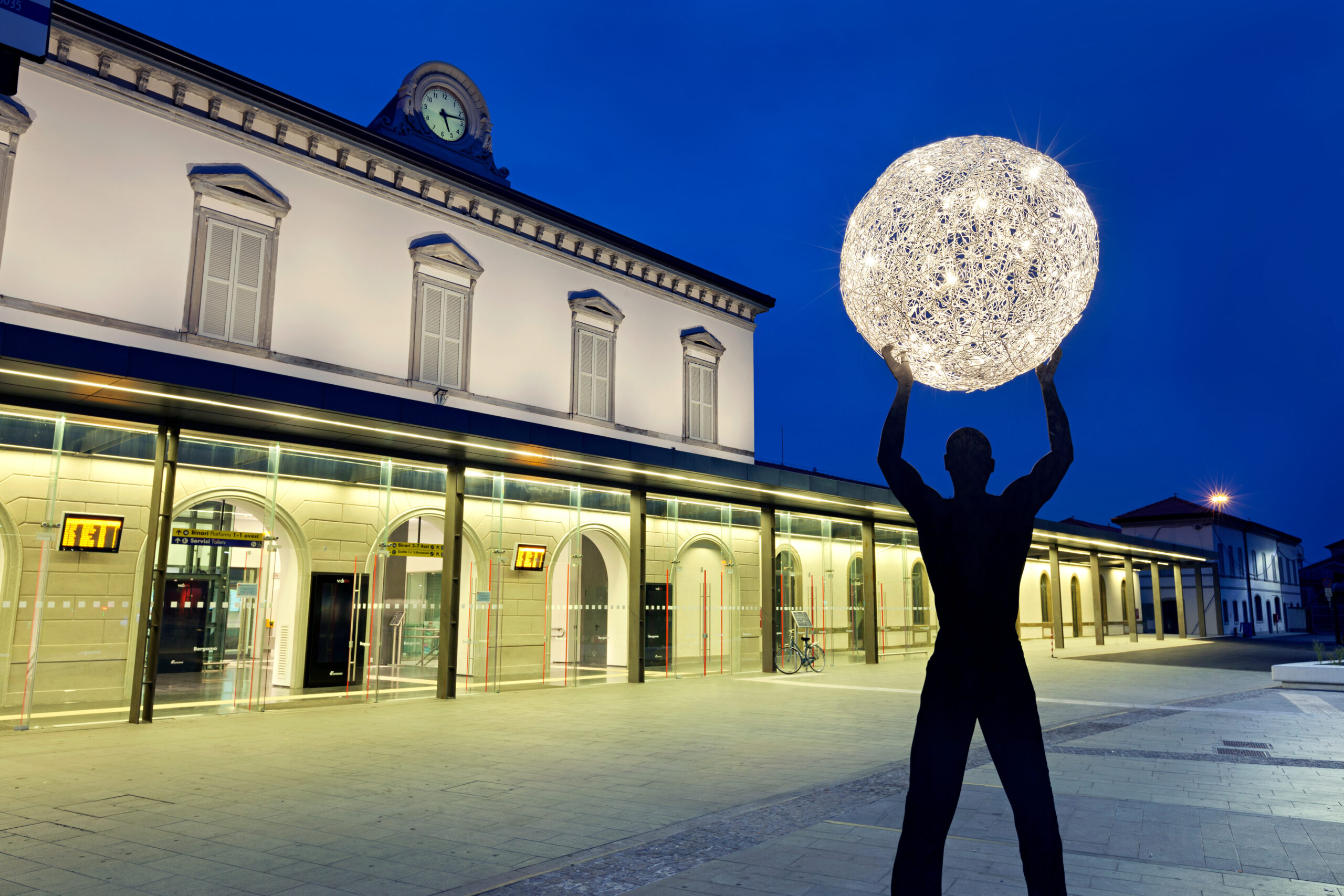 uomo della luce bergamo